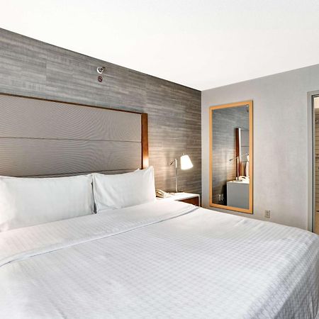 Homewood Suites By Hilton Chicago Downtown Экстерьер фото