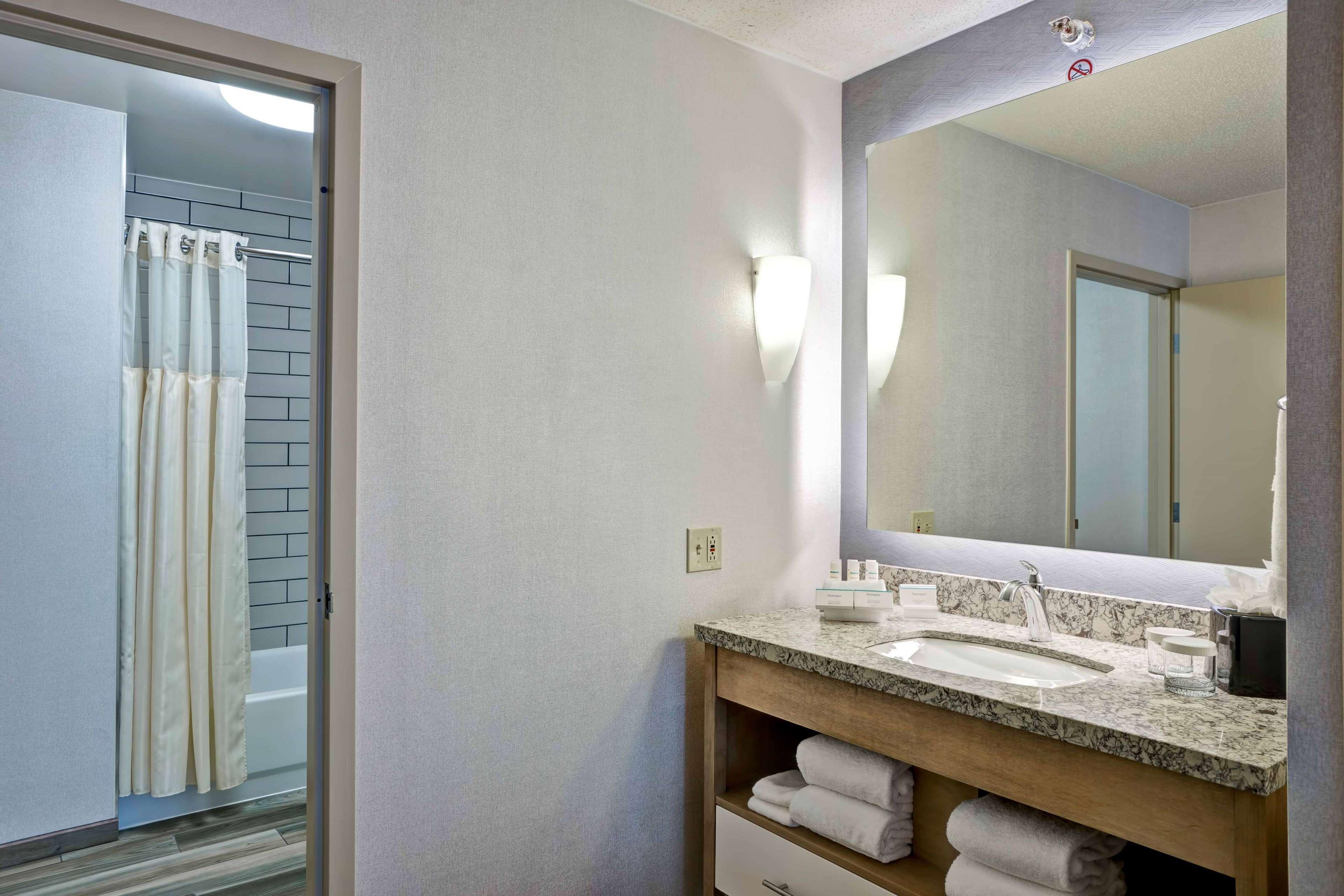 Homewood Suites By Hilton Chicago Downtown Экстерьер фото