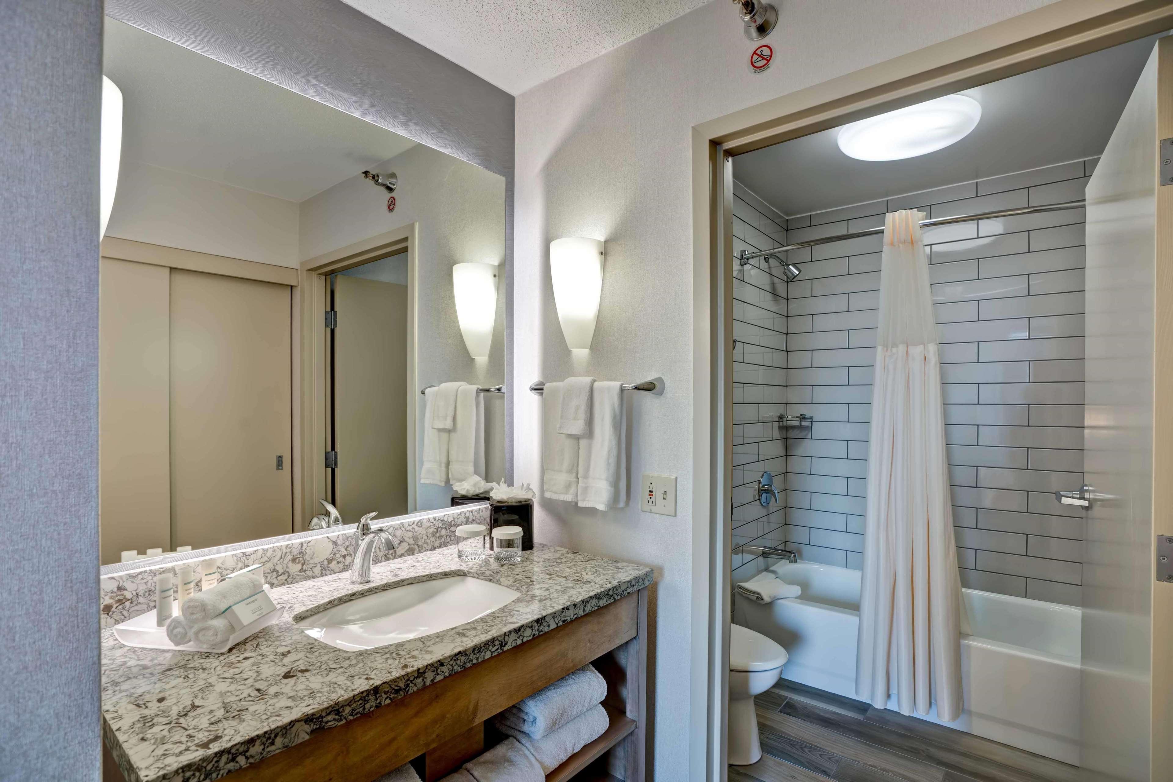 Homewood Suites By Hilton Chicago Downtown Экстерьер фото