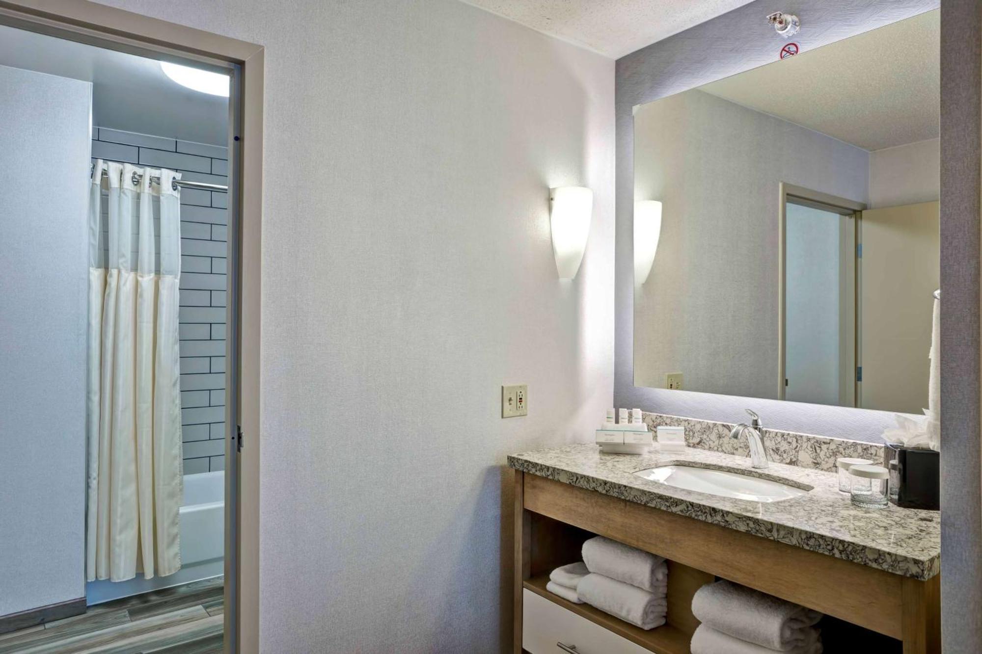 Homewood Suites By Hilton Chicago Downtown Экстерьер фото