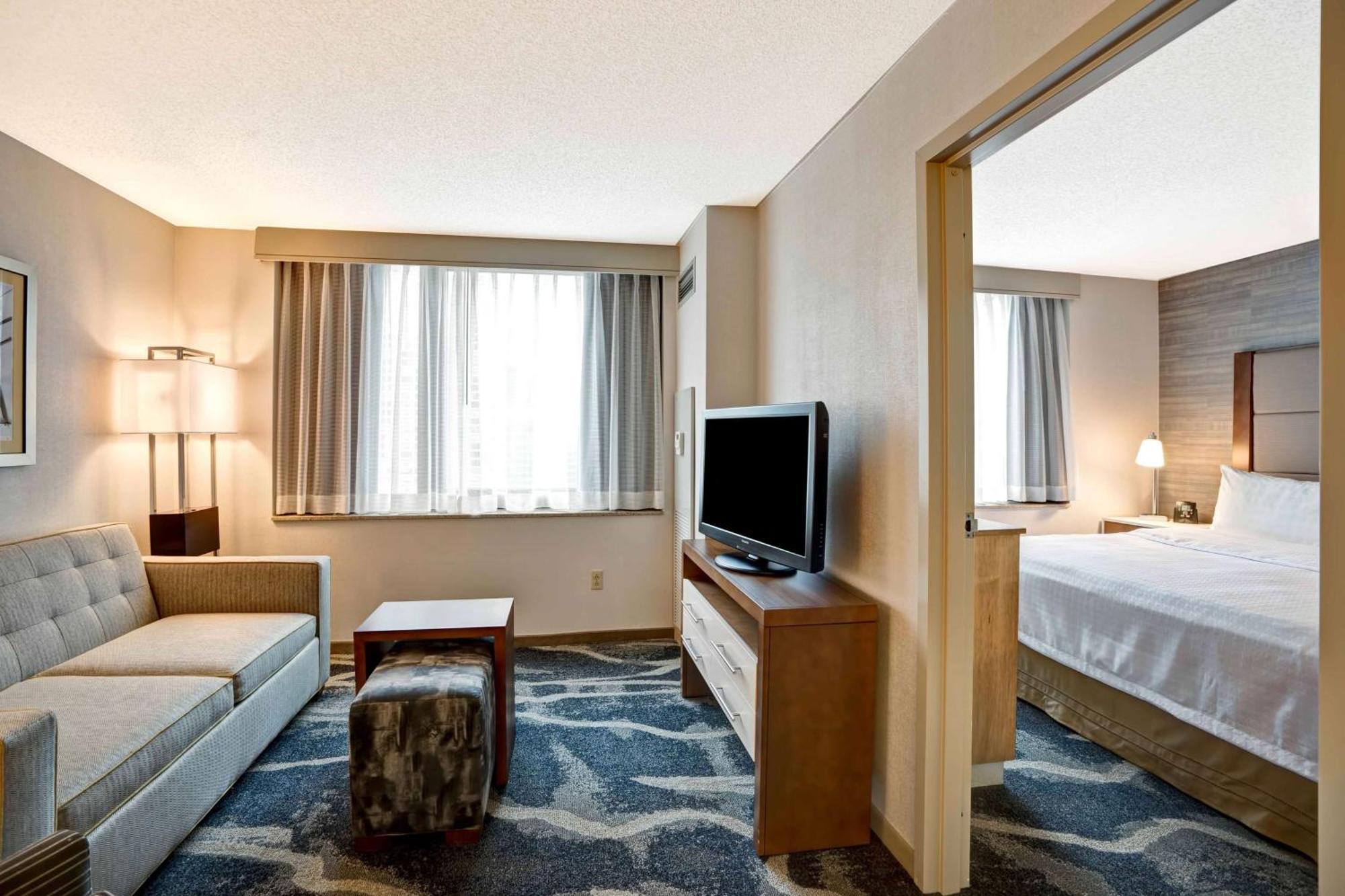 Homewood Suites By Hilton Chicago Downtown Экстерьер фото