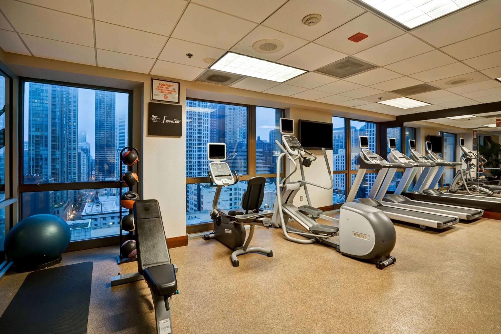 Homewood Suites By Hilton Chicago Downtown Экстерьер фото