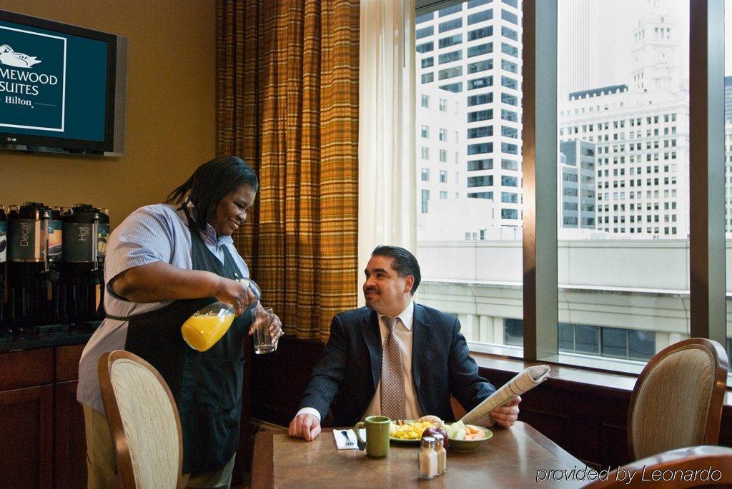 Homewood Suites By Hilton Chicago Downtown Ресторан фото